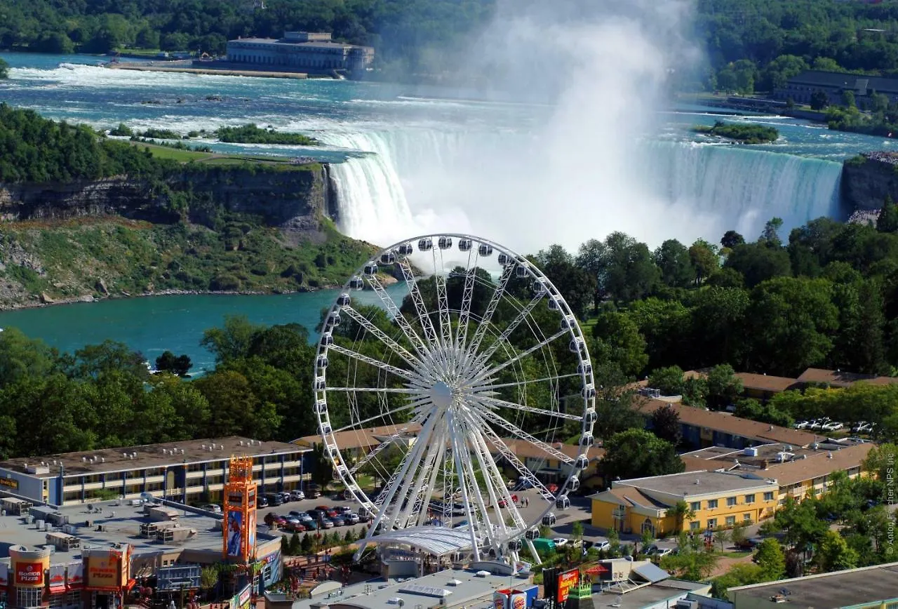 Gracies Fallsview Getaway Villa Niagara Falls 0*,