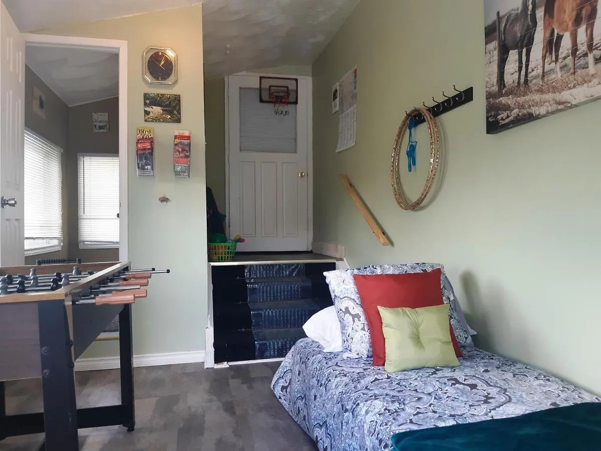 Gracies Fallsview Getaway Villa Niagara Falls
